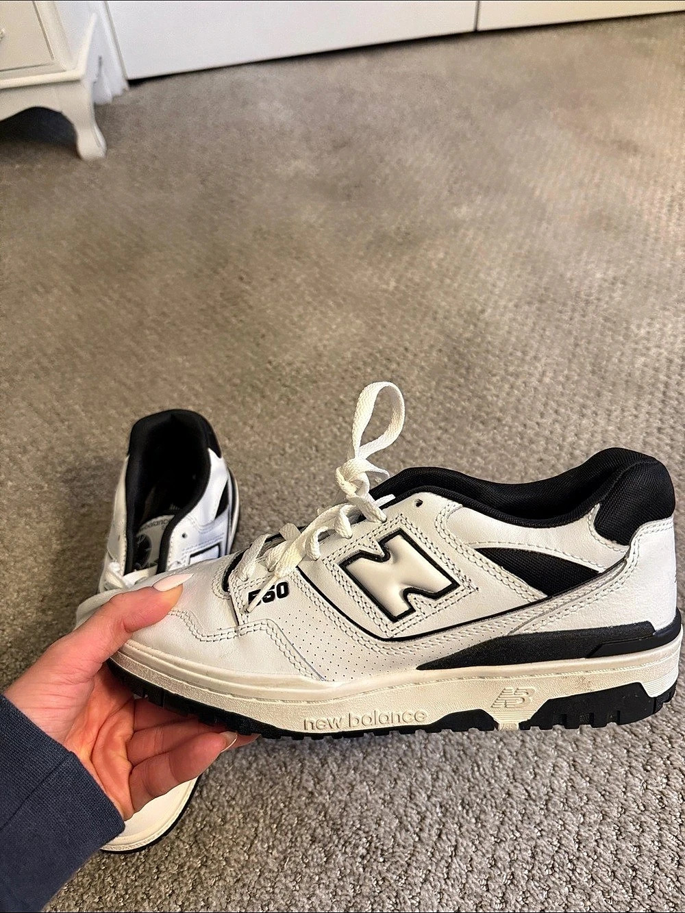New Balance 550 White Black Sneakers Women’s US Size 8 Mens US Size 6.5